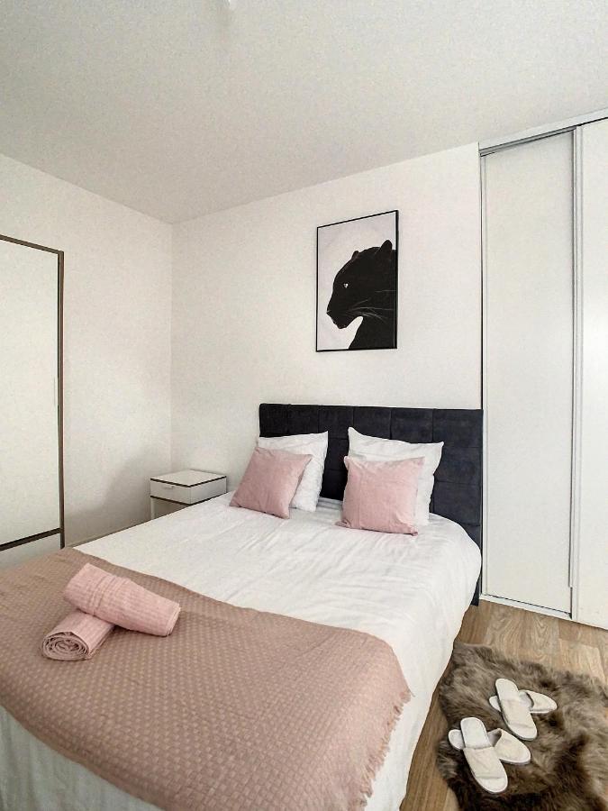 Grand Appartement Paris Et Disneyland 4Pers Neuilly sur Marne Bagian luar foto