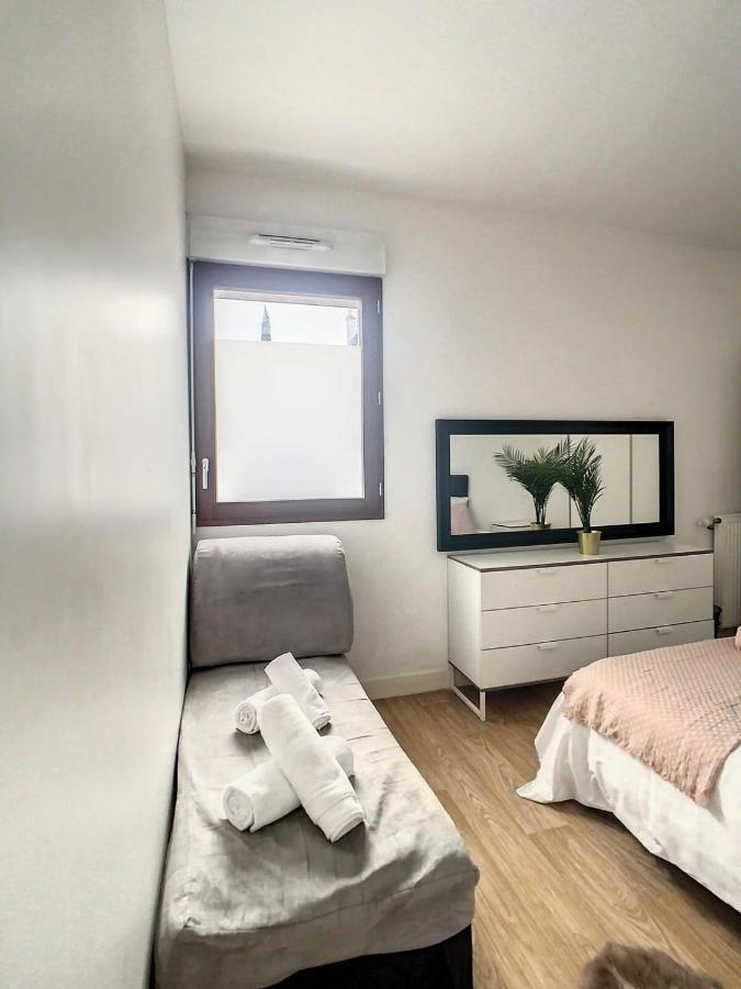 Grand Appartement Paris Et Disneyland 4Pers Neuilly sur Marne Bagian luar foto